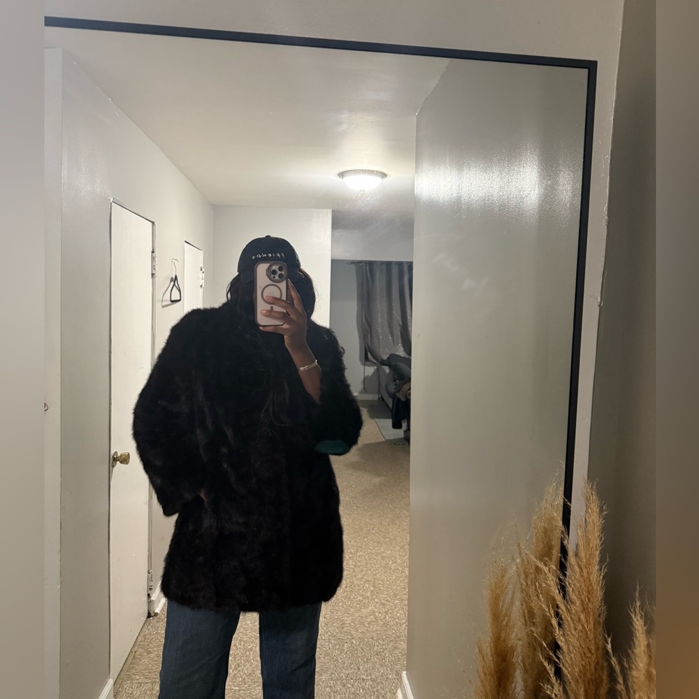 Saga fur mink coat - Picture 12 of 15